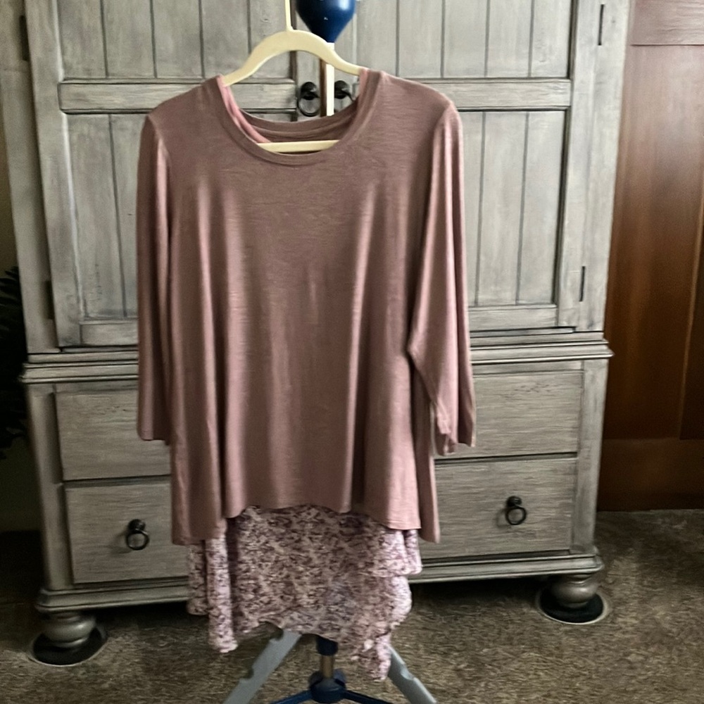 NWOT Logo Lori Goldstein two-piece tunic tank top set